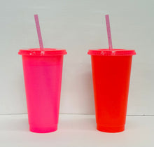 Load image into Gallery viewer, OFFER Changing Cold Glitter Colour Changing Cups
