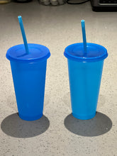 Load image into Gallery viewer, Changing Cold Glitter Colour Changing Cups
