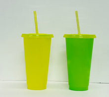 Load image into Gallery viewer, OFFER Changing Cold Glitter Colour Changing Cups
