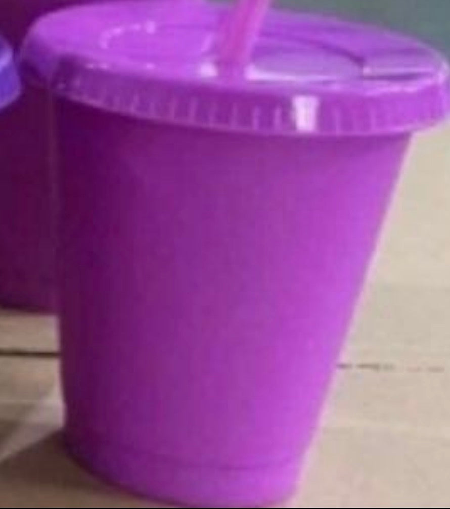 Solid Colour 24oz cup with straw